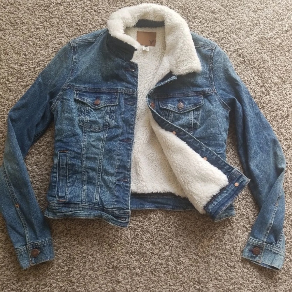 AE Sherpa-lined Denim Jacket